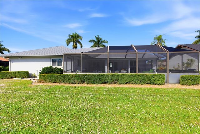 932 El Dorado PKWY W, Cape Coral, FL 33914