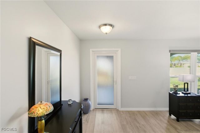 932 El Dorado PKWY W, Cape Coral, FL 33914