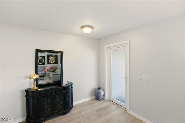 932 El Dorado PKWY W, Cape Coral, FL 33914