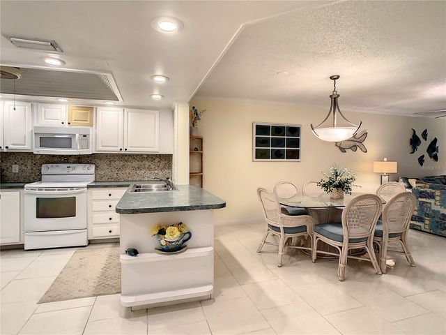 18304 GULF BOULEVARD 116, Redington Shores, FL 33708