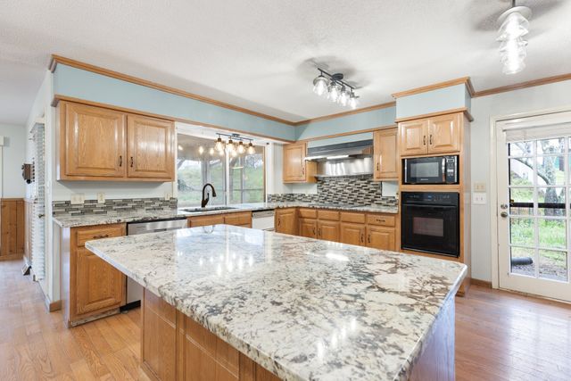 8300 Elkton Pike, Prospect, TN 38477