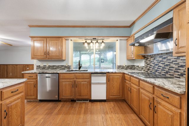 8300 Elkton Pike, Prospect, TN 38477