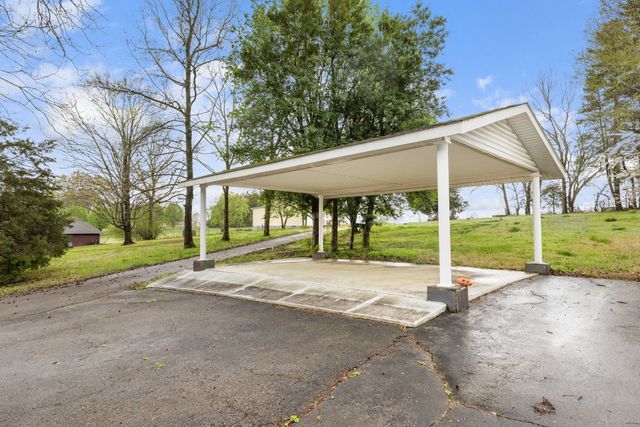 8300 Elkton Pike, Prospect, TN 38477
