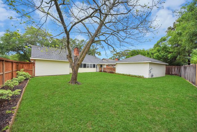 18319 Cape Bahamas Lane, Houston, TX 77058