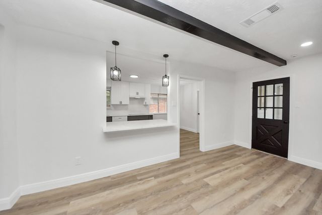 18319 Cape Bahamas Lane, Houston, TX 77058