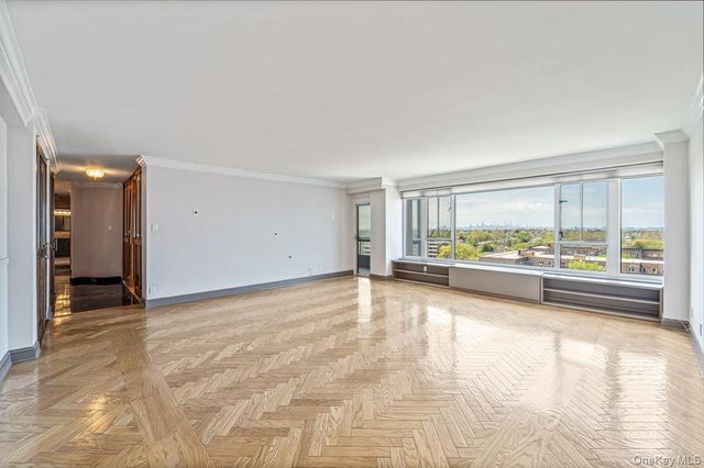 166-25 Powells Cove Boulevard 15D, Beechhurst, NY 11357