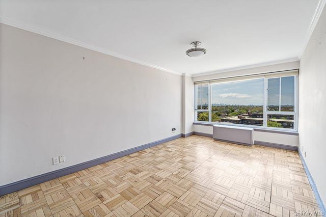 166-25 Powells Cove Boulevard 15D, Beechhurst, NY 11357