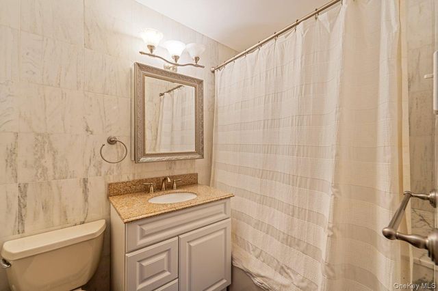 166-25 Powells Cove Boulevard 15D, Beechhurst, NY 11357