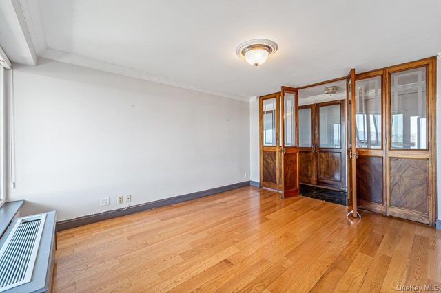 166-25 Powells Cove Boulevard 15D, Beechhurst, NY 11357