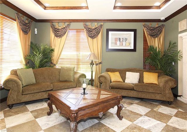 1160 Reserve WAY 305, Naples, FL 34105