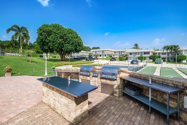 3120 Cynthia Lane 115, Lake Worth Beach, FL 33461