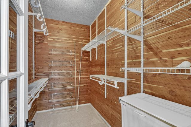 211 Milton Drive, Arlington, TX 76002