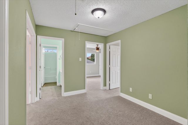 211 Milton Drive, Arlington, TX 76002