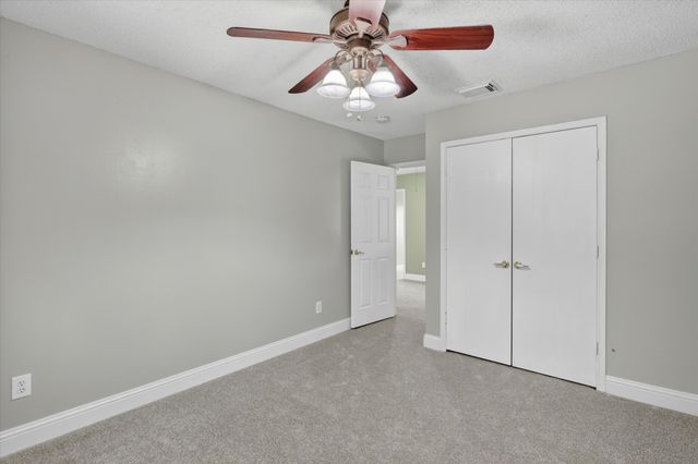 211 Milton Drive, Arlington, TX 76002