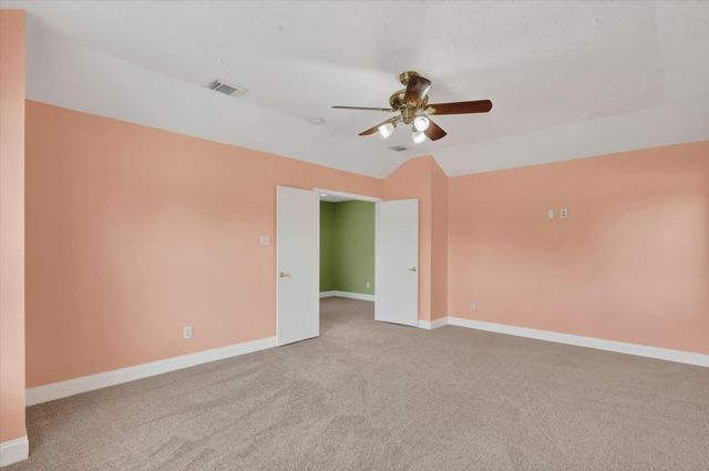 211 Milton Drive, Arlington, TX 76002