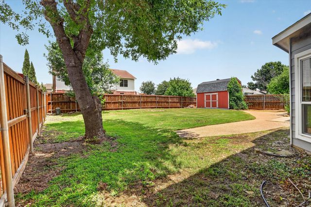 211 Milton Drive, Arlington, TX 76002