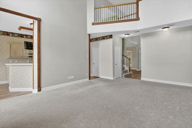 211 Milton Drive, Arlington, TX 76002