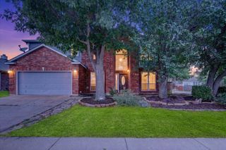 211 Milton Drive, Arlington, TX 76002
