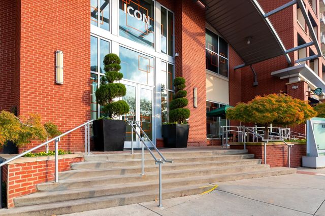 600 12th Ave S Apt 706, Nashville, TN 37203