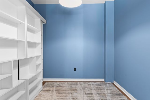 600 12th Ave S Apt 706, Nashville, TN 37203