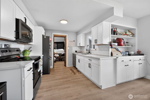 705 E Dearborn Avenue, Shelton, WA 98584