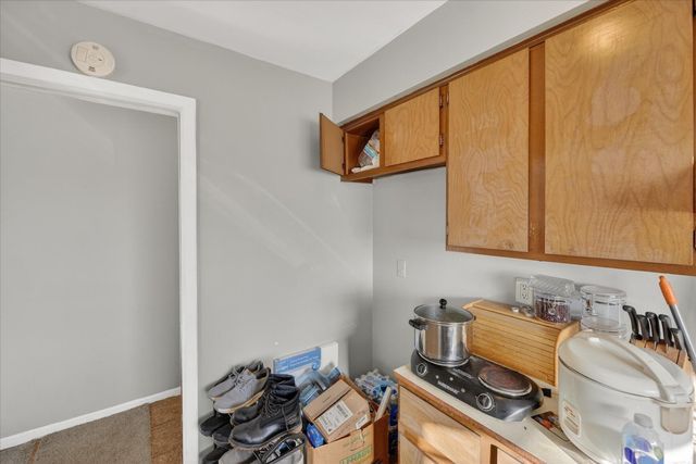 19511 S Greenfield Road, Detroit, MI 48235