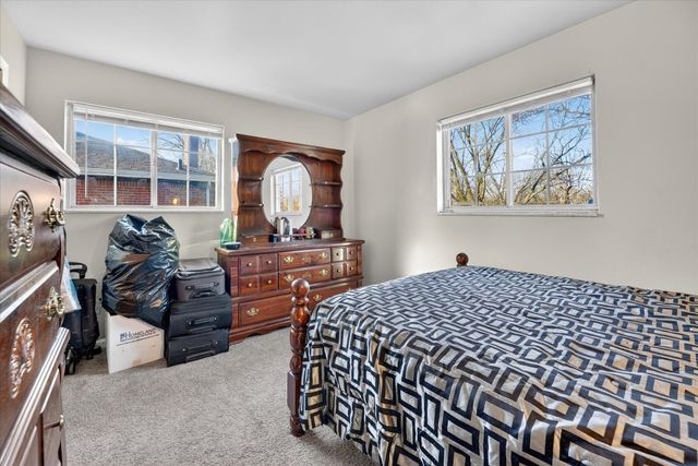 19511 S Greenfield Road, Detroit, MI 48235