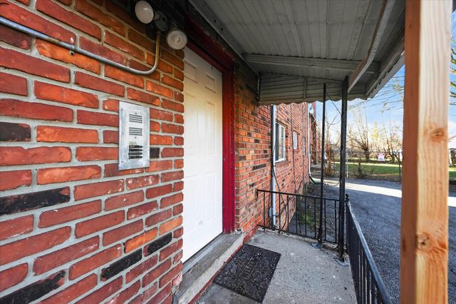 19511 S Greenfield Road, Detroit, MI 48235