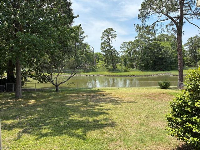 516 Elizabeth Lake DR, Hampton, VA 23669