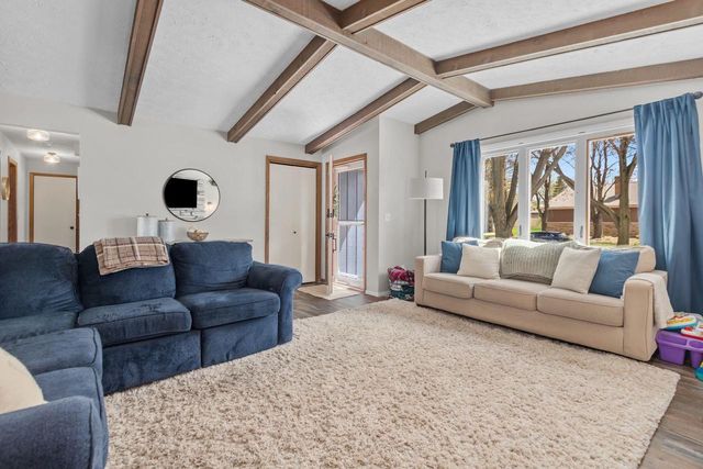 3008 E KILLDEER LANE, Appleton, WI 54915