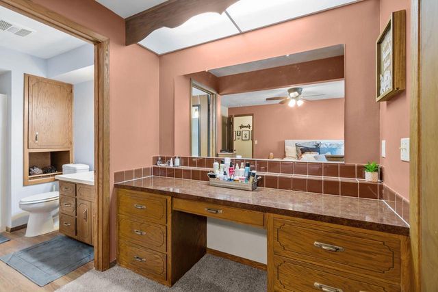 3008 E KILLDEER LANE, Appleton, WI 54915