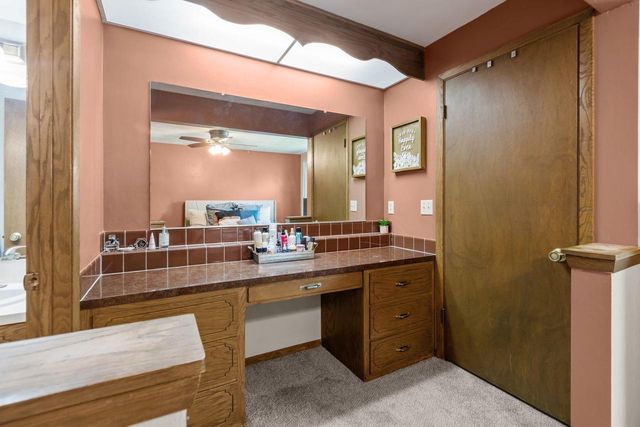 3008 E KILLDEER LANE, Appleton, WI 54915
