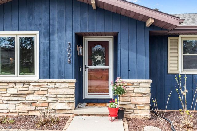 3008 E KILLDEER LANE, Appleton, WI 54915