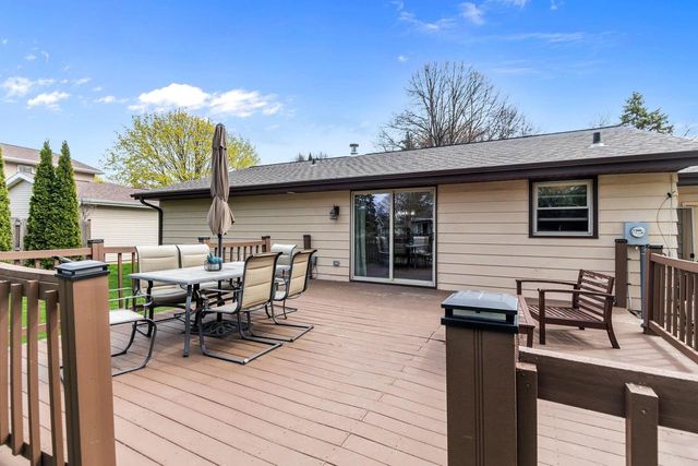 3008 E KILLDEER LANE, Appleton, WI 54915