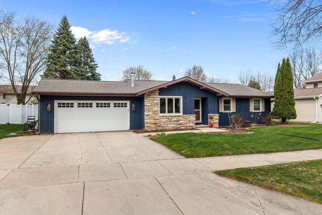 3008 E KILLDEER LANE, Appleton, WI 54915
