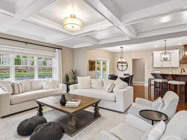 5712 Beard Avenue S, Edina, MN 55410