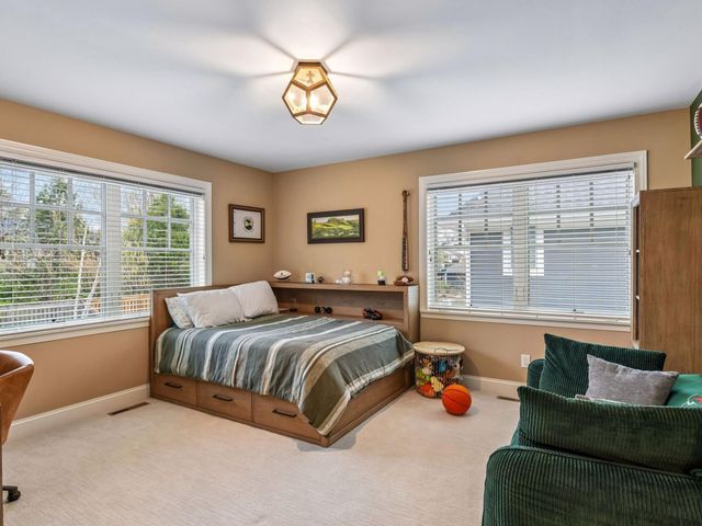 5712 Beard Avenue S, Edina, MN 55410