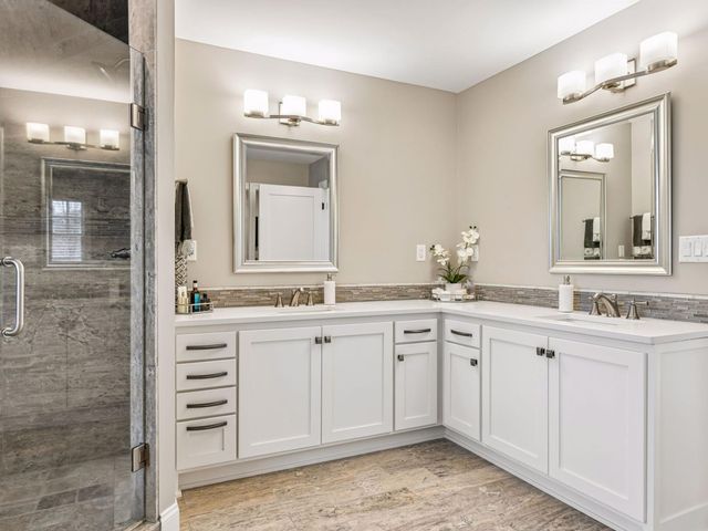 5712 Beard Avenue S, Edina, MN 55410