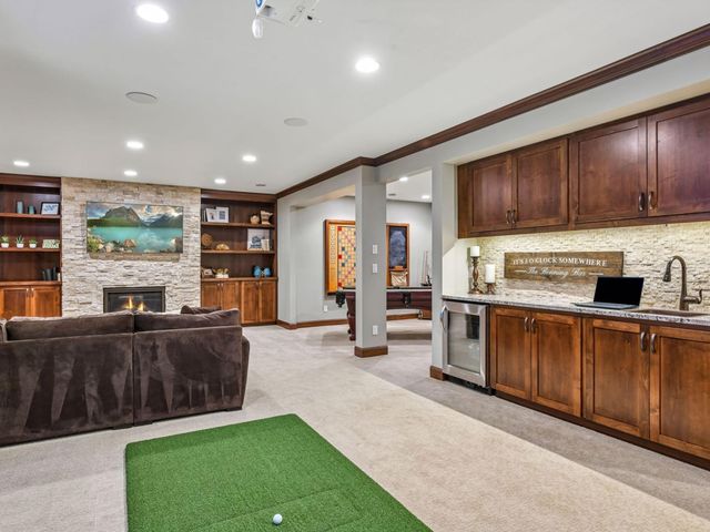 5712 Beard Avenue S, Edina, MN 55410