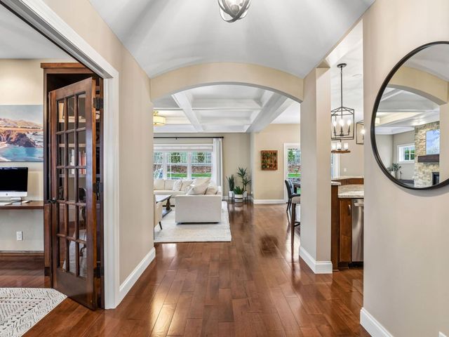 5712 Beard Avenue S, Edina, MN 55410