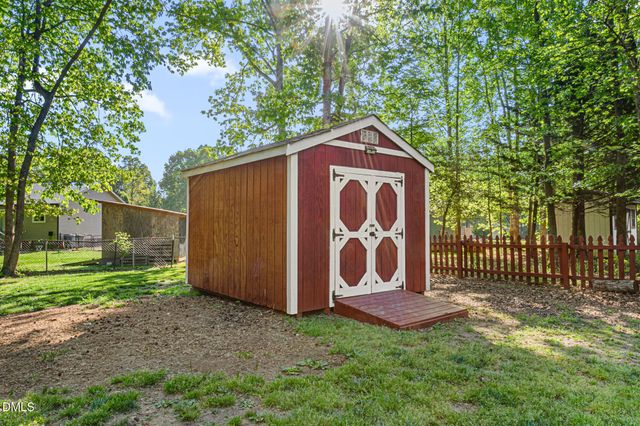 1106 Longleaf Drive, Gibsonville, NC 27249