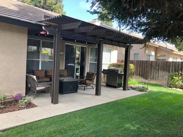 2265 E Utah Avenue, Fresno, CA 93720