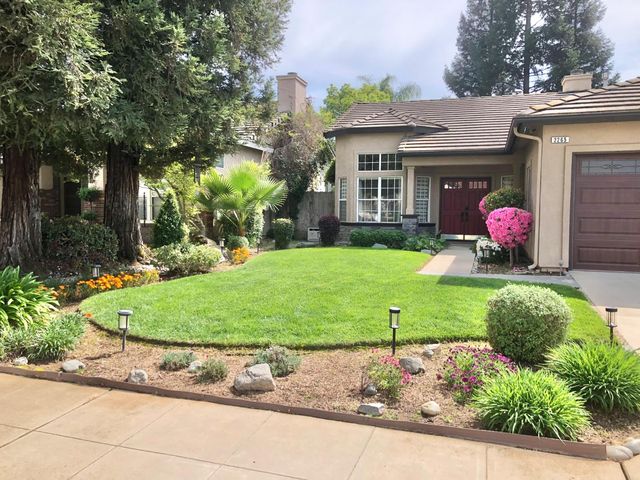 2265 E Utah Avenue, Fresno, CA 93720