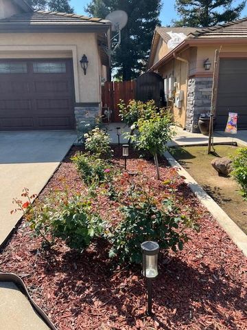 2265 E Utah Avenue, Fresno, CA 93720