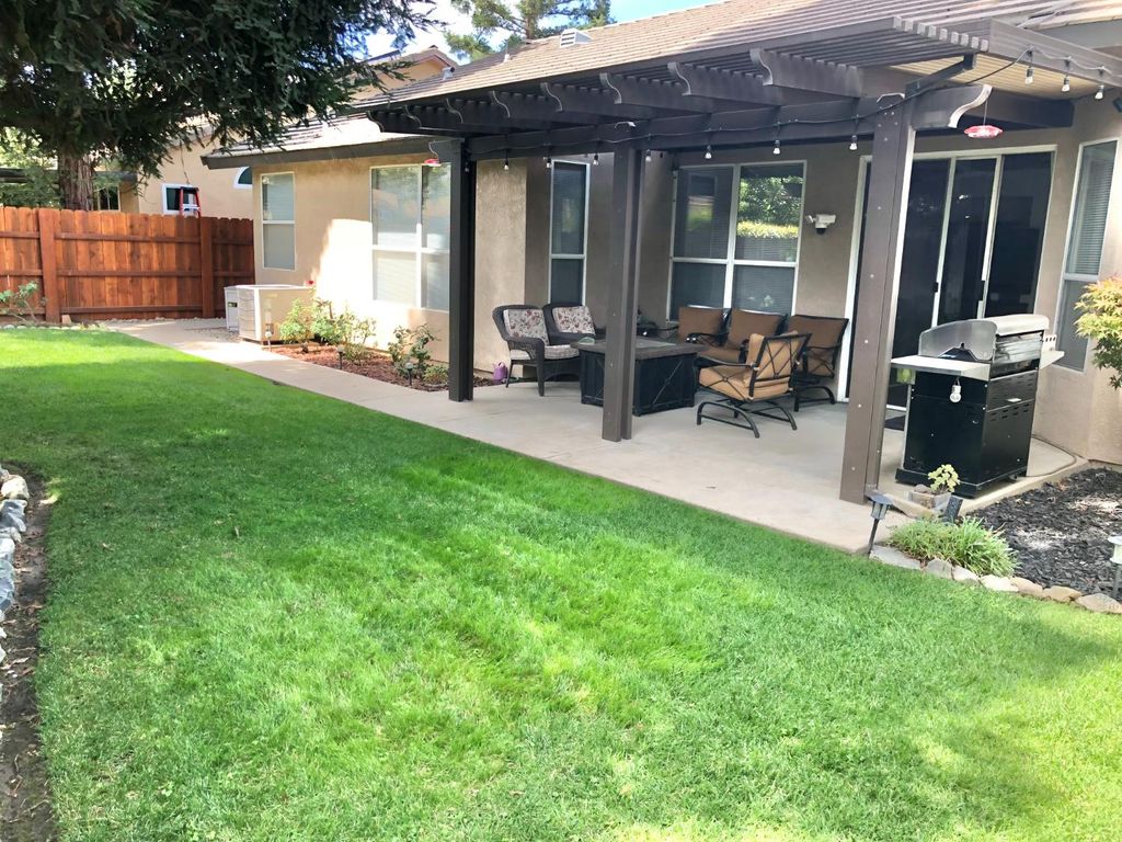 Image 25 of property listing at 2265 E Utah Avenue, Fresno, CA 93720