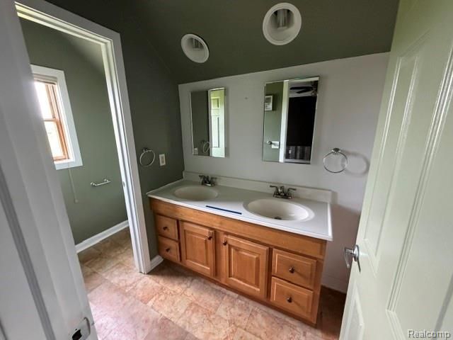 5983 Welch Road, Emmett Township, MI 48022