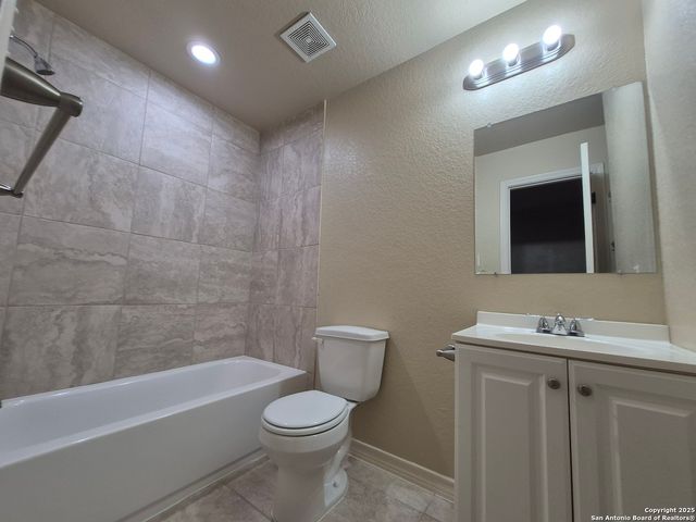 7315 Colina Way Unit 103, Converse, TX 78109