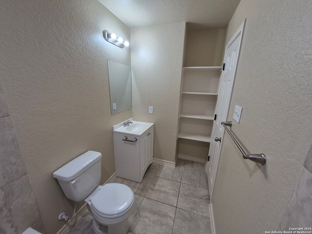 7315 Colina Way Unit 103, Converse, TX 78109