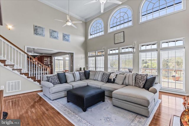 40 FAWN HILL RD, Hanover, PA 17331
