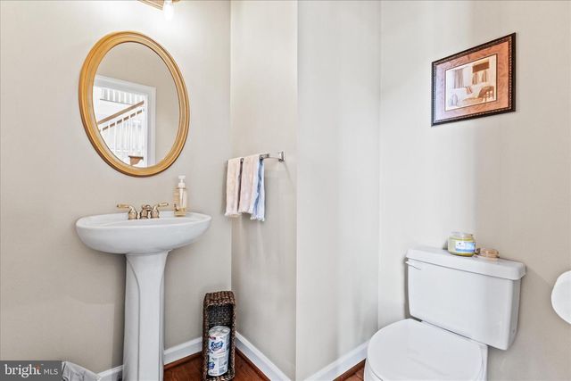 40 FAWN HILL RD, Hanover, PA 17331